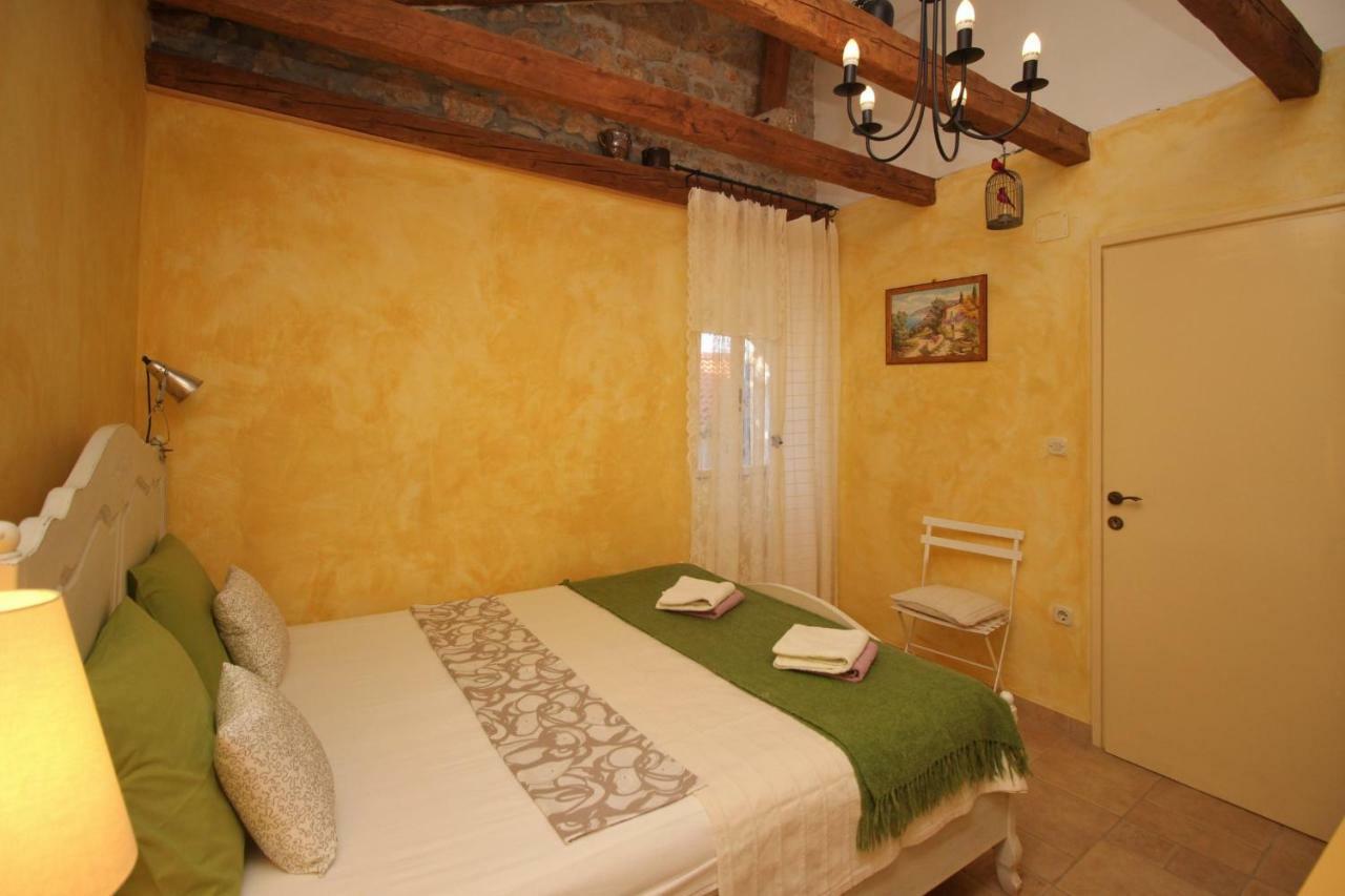 Apartment Olive Garden Punat Exteriör bild